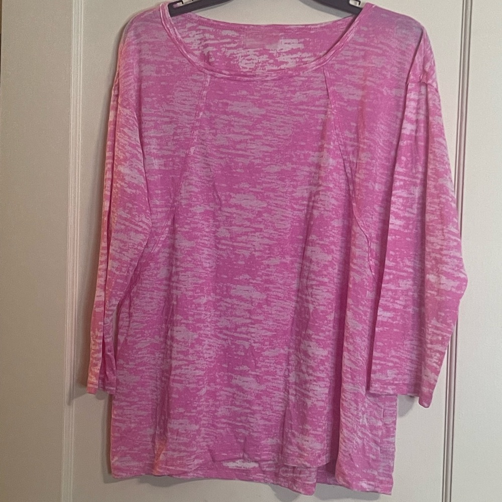 Pink Betsey Johnson tshirt. 3/4 sleeve